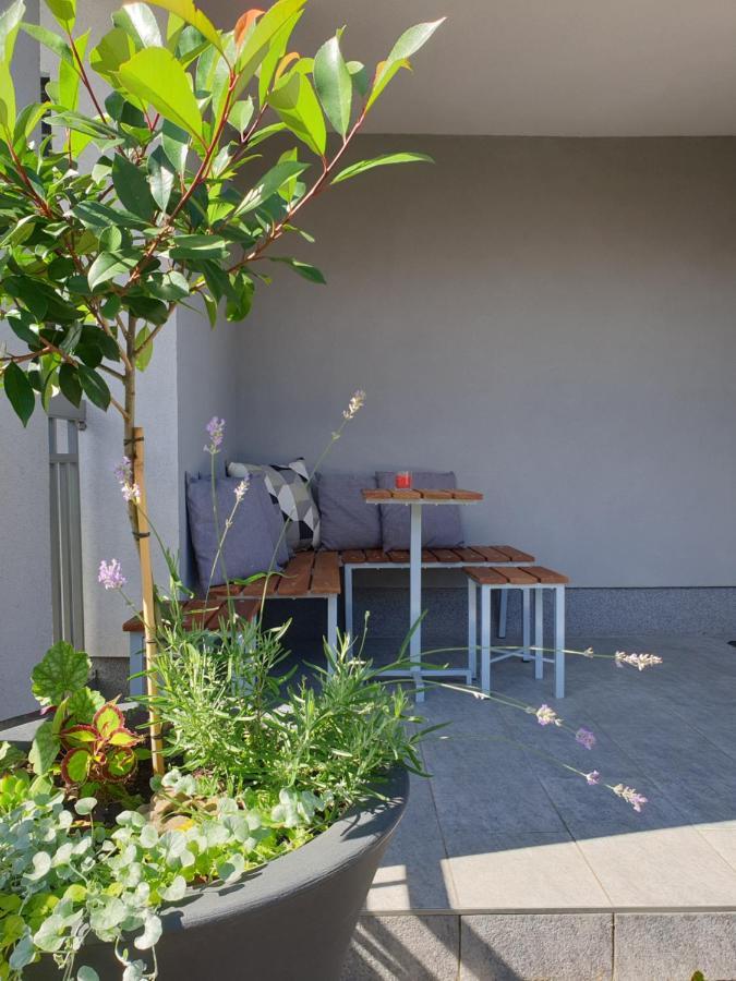 Apartment EMMA Ljubljana - FREE parking, AC, Wifi Bagian luar foto