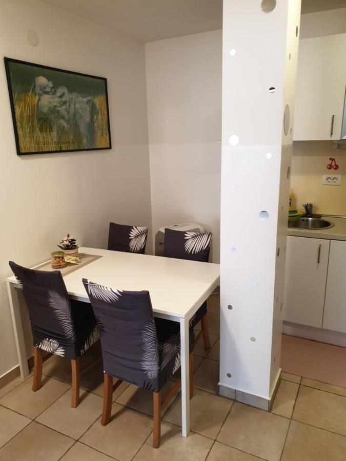 Apartment EMMA Ljubljana - FREE parking, AC, Wifi Bagian luar foto
