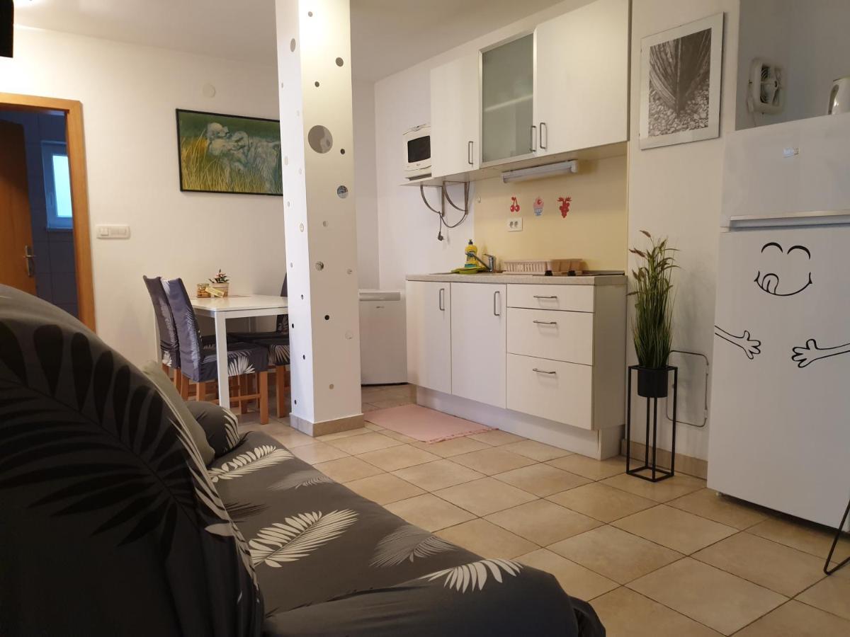 Apartment EMMA Ljubljana - FREE parking, AC, Wifi Bagian luar foto